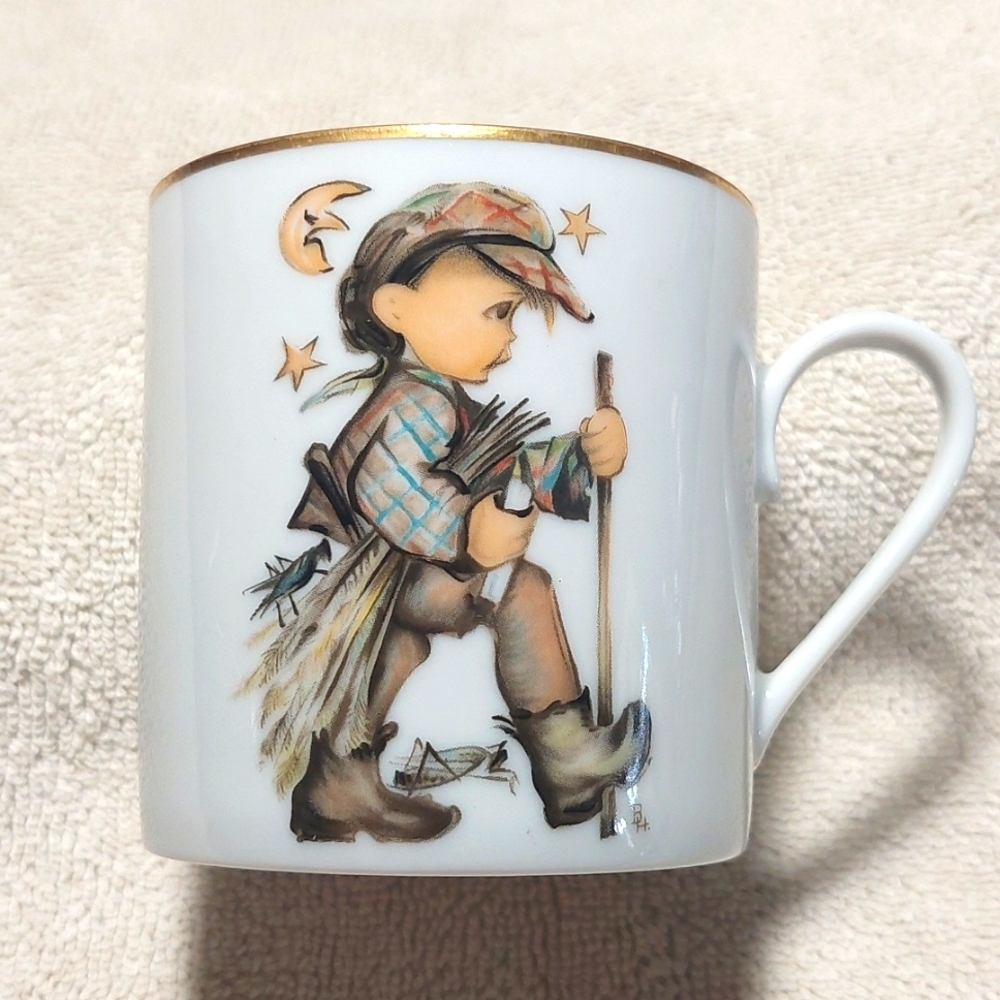 Vintage Collectible Hummel Childs Cup